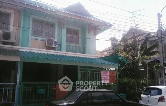 image_rental-8836108