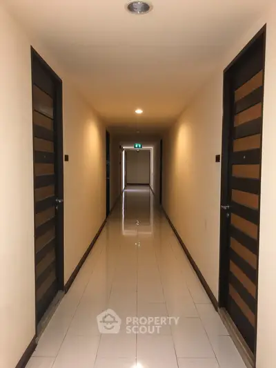  1 Bedroom Condo at The Amethyst Sukhumvit 39-2