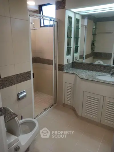 Fully Furnished 3 Bedrooms Condo at President Park Condominium-3