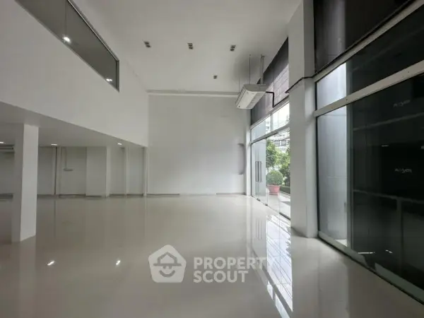 image_rental-28646617