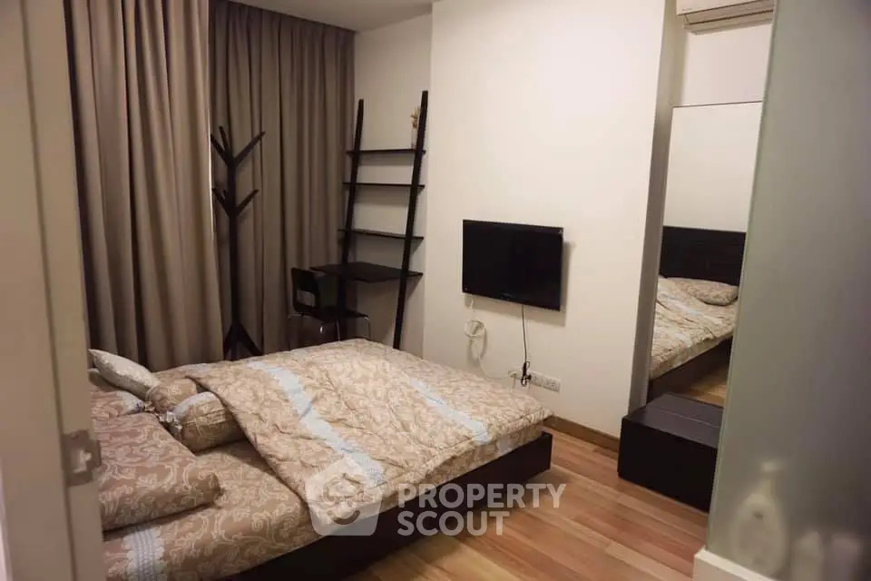 Fully Furnished 1 Bedroom Condo at Ideo Blucove Sukhumvit-1