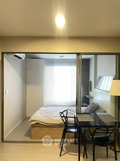 ADE2TzVQ42Qpzrnhrnin-Photoroom.png