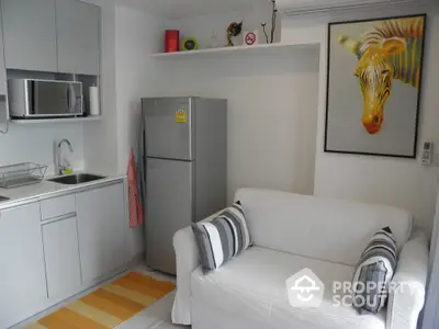  1 Bedroom Condo at Ideo Mobi Sukhumvit-3