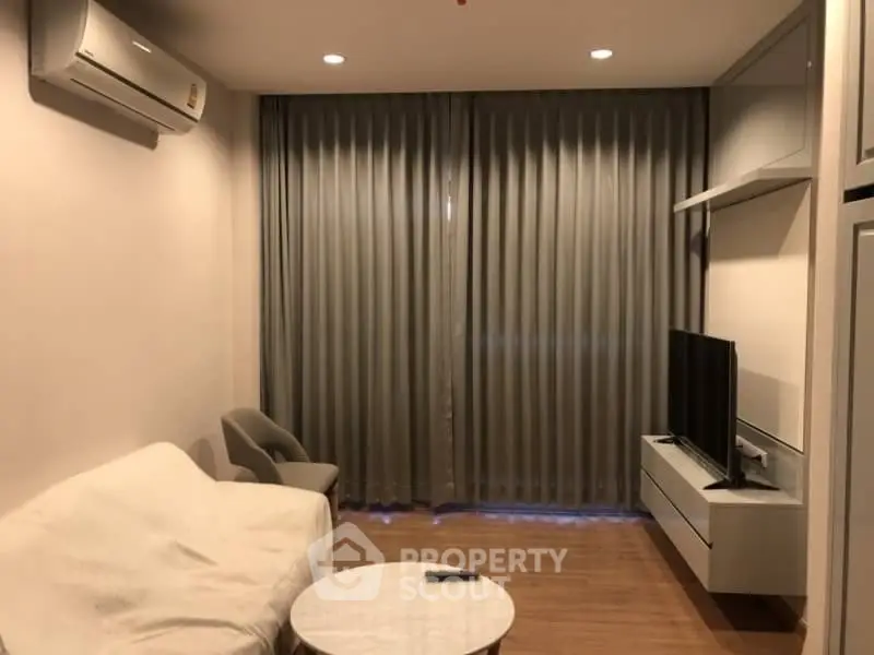  1 Bedroom Condo at Chewathai Residence Bang Pho-1