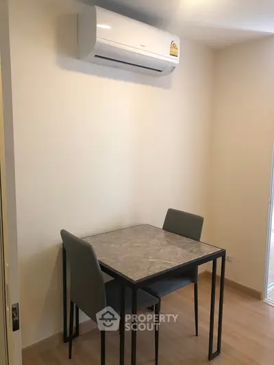  1 Bedroom Condo at Chateau In Town พระราม 8-3