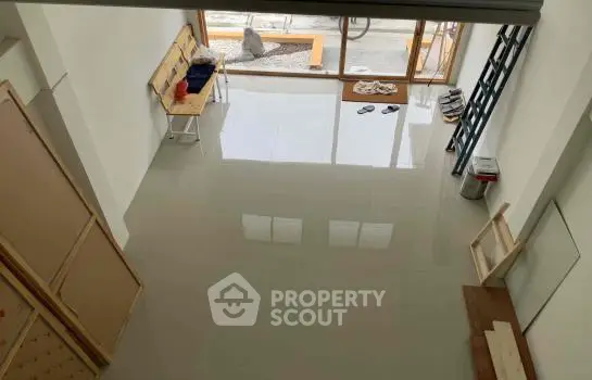 image_rental-13014957