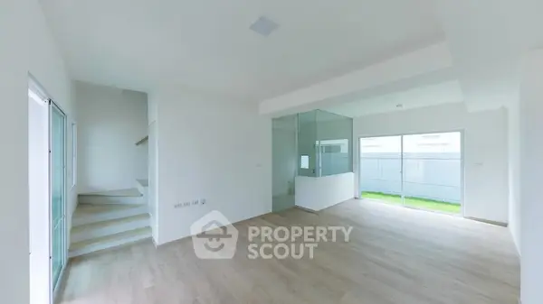 image_rental-19260245