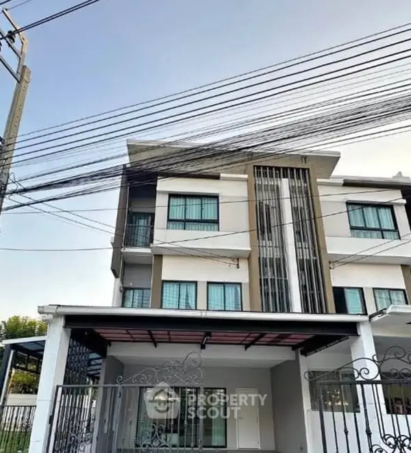 image_rental-28544242