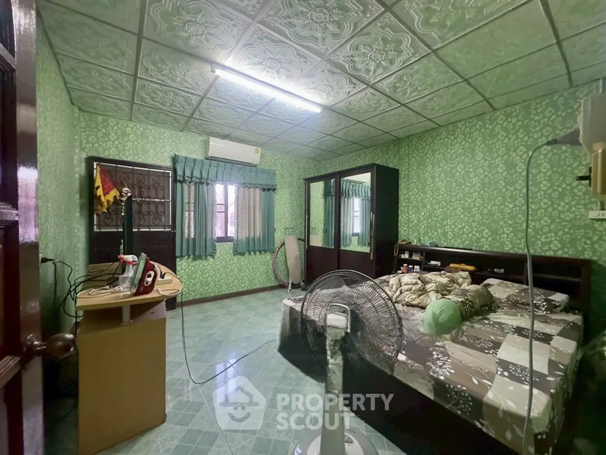 2670d8ca5bf8e087d9aa07a3f9d68987-Photoroom.png
