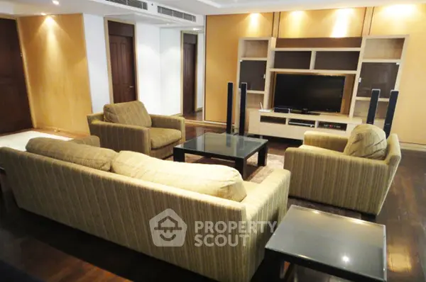 image_rental-5297738