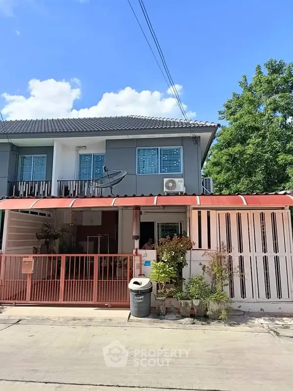 image_rental-8637163