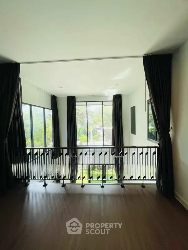 image_rental-28025403