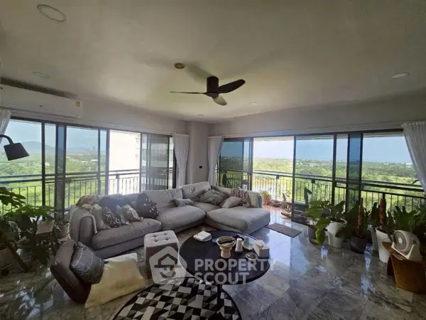 image_rental-29755251