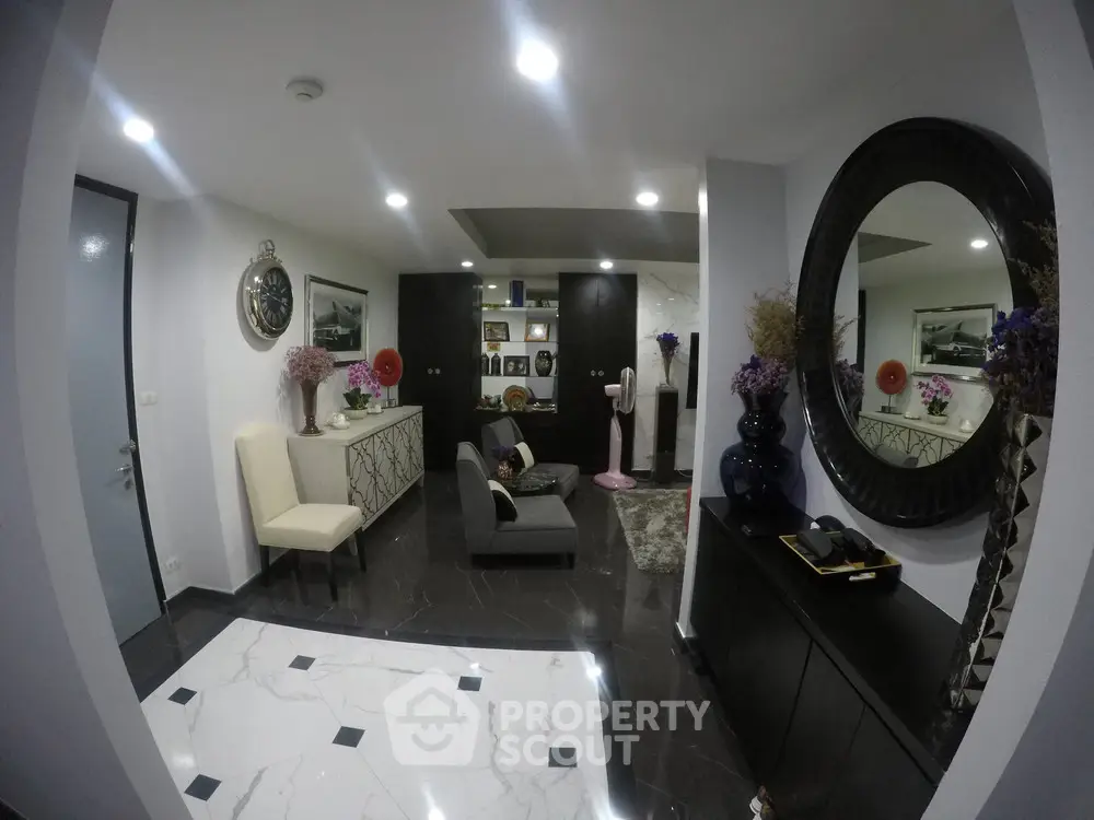  2 Bedrooms Condo at The Garden-9