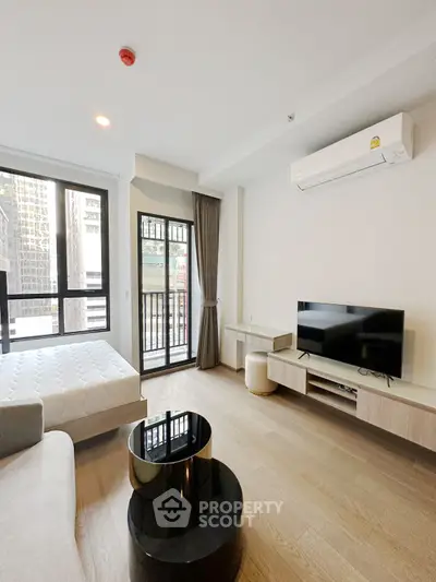 image_rental-30817333