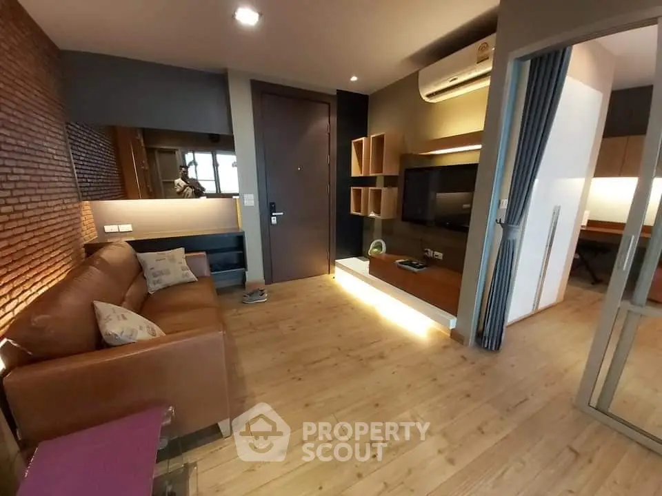 Fully Furnished 1 Bedroom Condo at Rhythm Ratchada-1