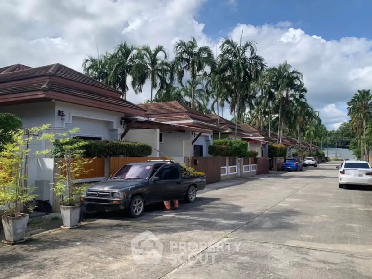 Screenshot 2568-11-19 at 22.35.05.jpg