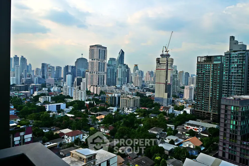  1 Bedroom Condo at Rhythm Sukhumvit 36 38-1