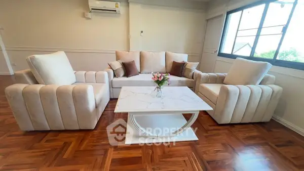 image_rental-27912598