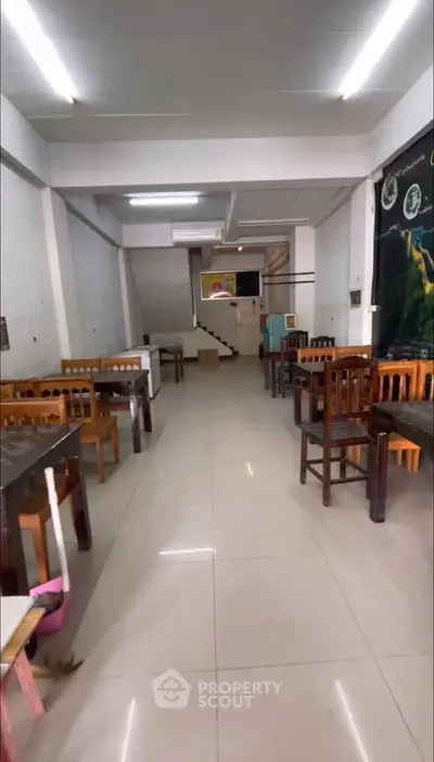 image_rental-29703421