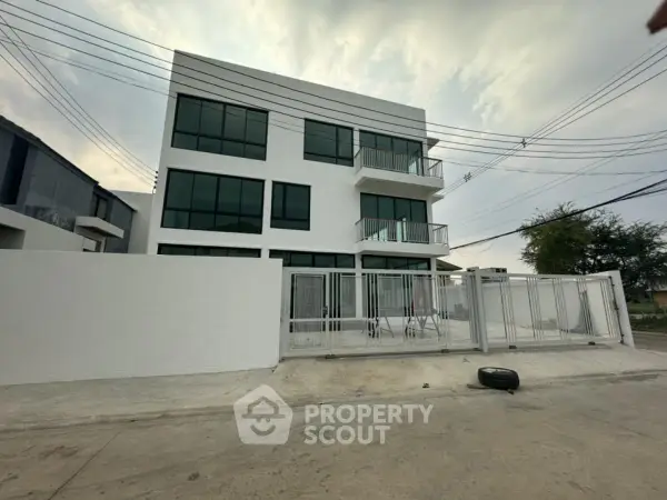 image_rental-17031596