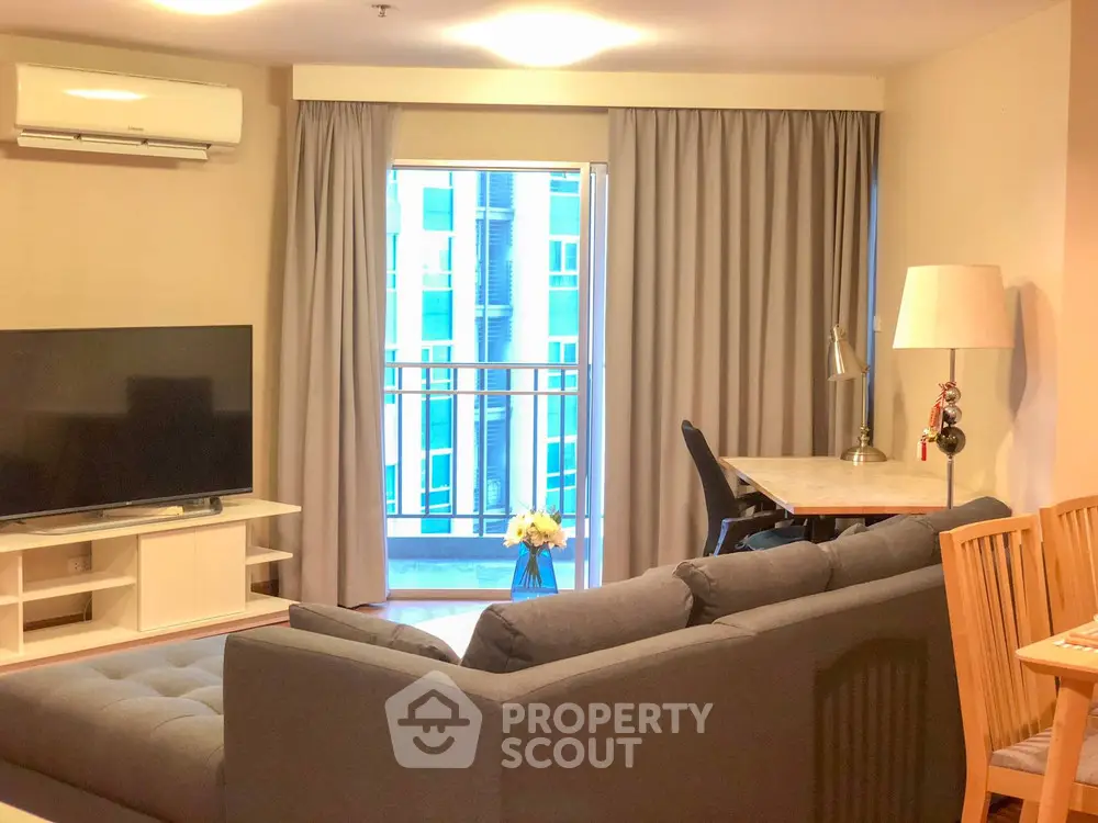  2 Bedrooms Condo at Belle Grand Rama 9-8