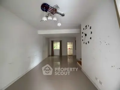 image_rental-30850594