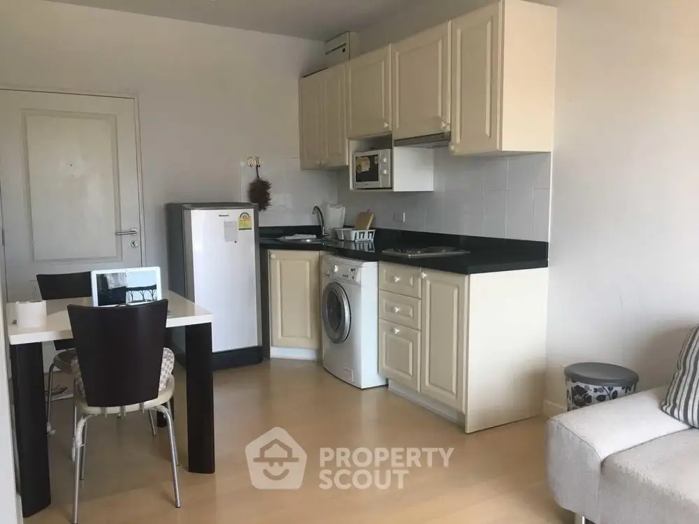  1 Bedroom Condo at The Seed Terre Ratchayothin-1