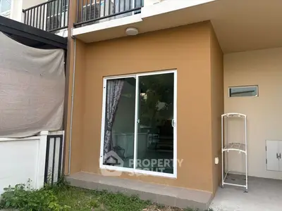 image_rental-31302306