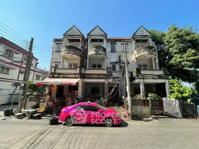 image_rental-27744246