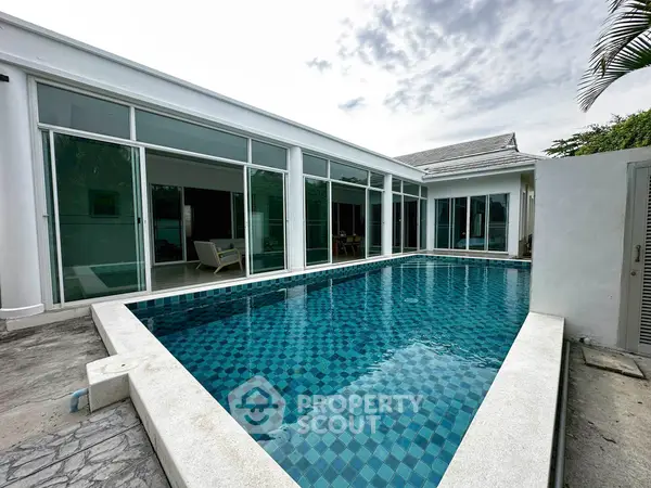 image_rental-27568632