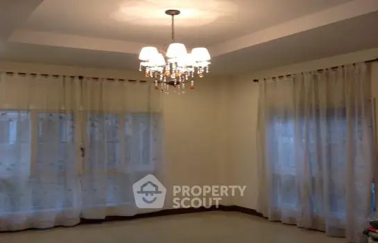 image_rental-8619815