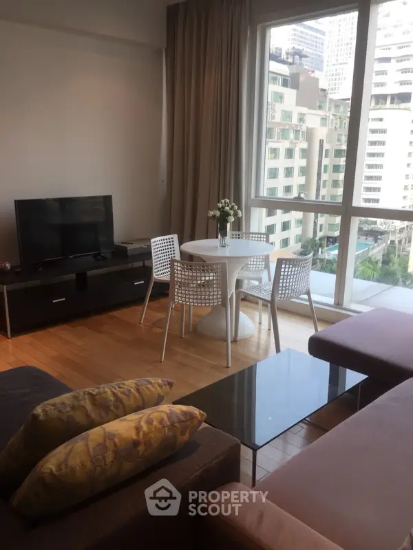 image_rental-5294320