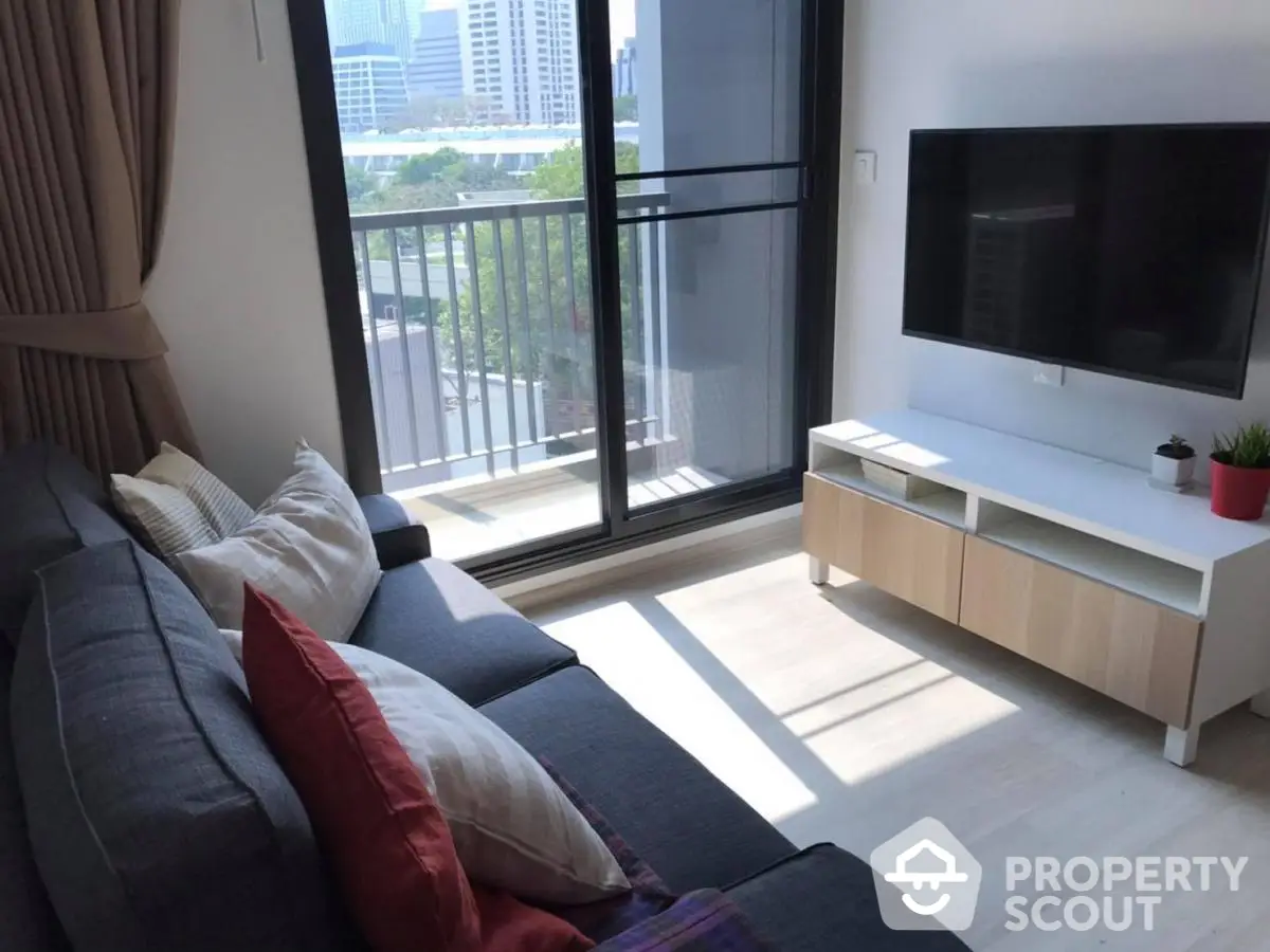  2 Bedrooms Condo at Life One Wireless ไลฟ์ วัน วิทยุ-1