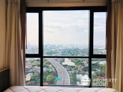  1 Bedroom Condo at The Base Rama 9 Ramkhamhaeng-3