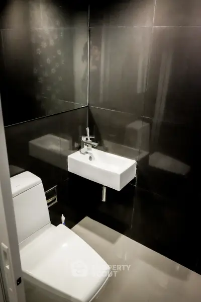  1 Bedroom Condo at Rhythm Phahol Ari-5
