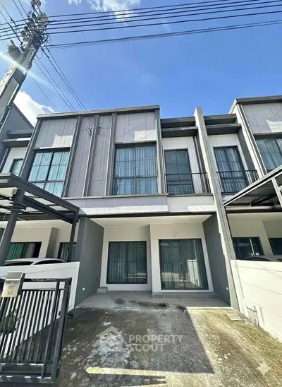 image_rental-31813471