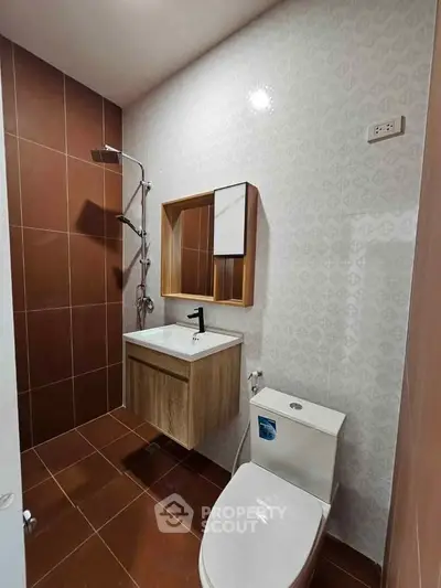 Modern bathroom with sleek fixtures and elegant tile design