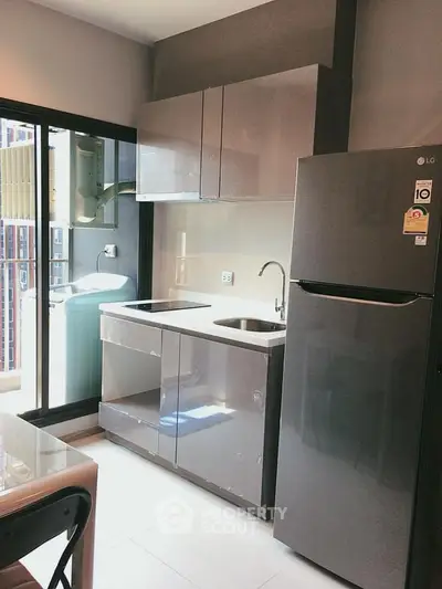 1 Bedroom Condo at Life Asoke Rama 9-4