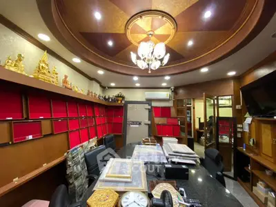 image_rental-29725770