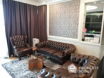 Fully Furnished 1 Bedroom Condo at Wind Ratchayothin Livingroom