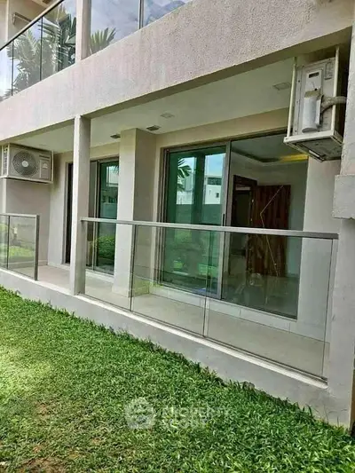 image_rental-27108328