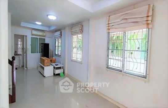 image_rental-11185040