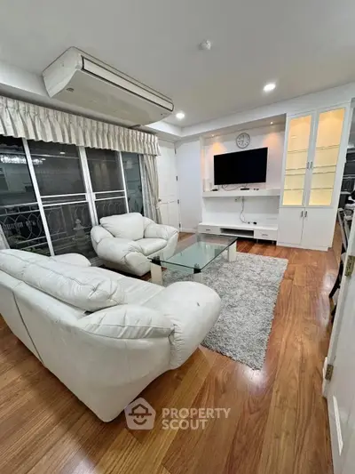 image_rental-30512215