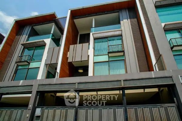 image_rental-3678104