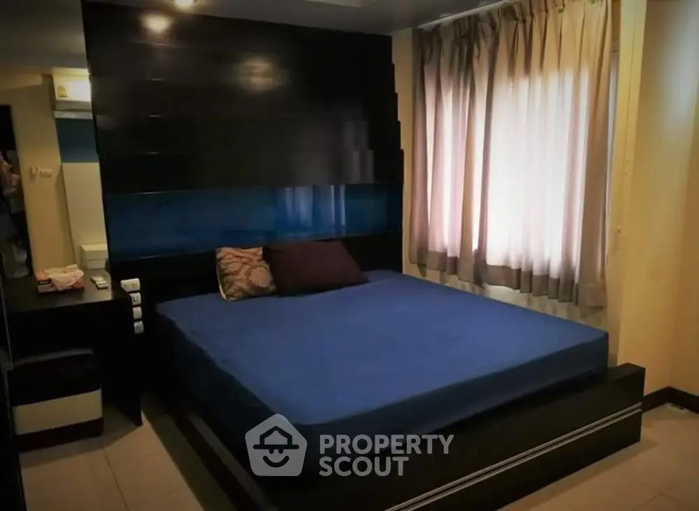  1 Bedroom Condo at Happy Condo Ratchada 18-1