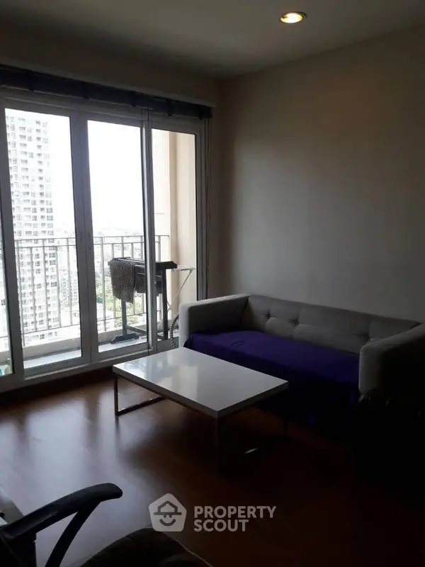 image_rental-5689370