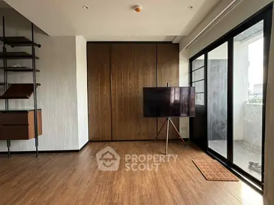 image_rental-28364648