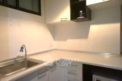 1 Bedroom Condo at Lumpini Place Phahol Saphankhwai-2