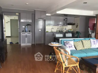  2 Bedrooms Condo -2